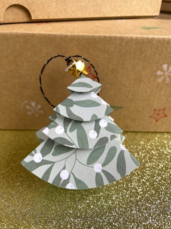 Sapin à suspendre 6
