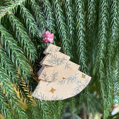 Sapin à suspendre 10