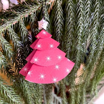 Sapin à suspendre 13